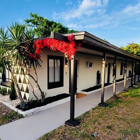 Beach Bungalow By The Sea 4 Cocoa Beach Kültér fotó